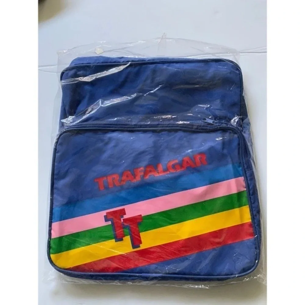 Vtg Trafalgar Tours Europe Nylon Rainbow Messenger Shoulder Bag 80s rainbow Rave